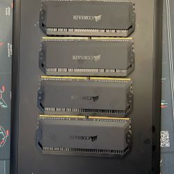Corsair Dominator Platinum RGB 128GB (4x32GB) DDR4 3200MHz C16 RAM - Excellent Condition 