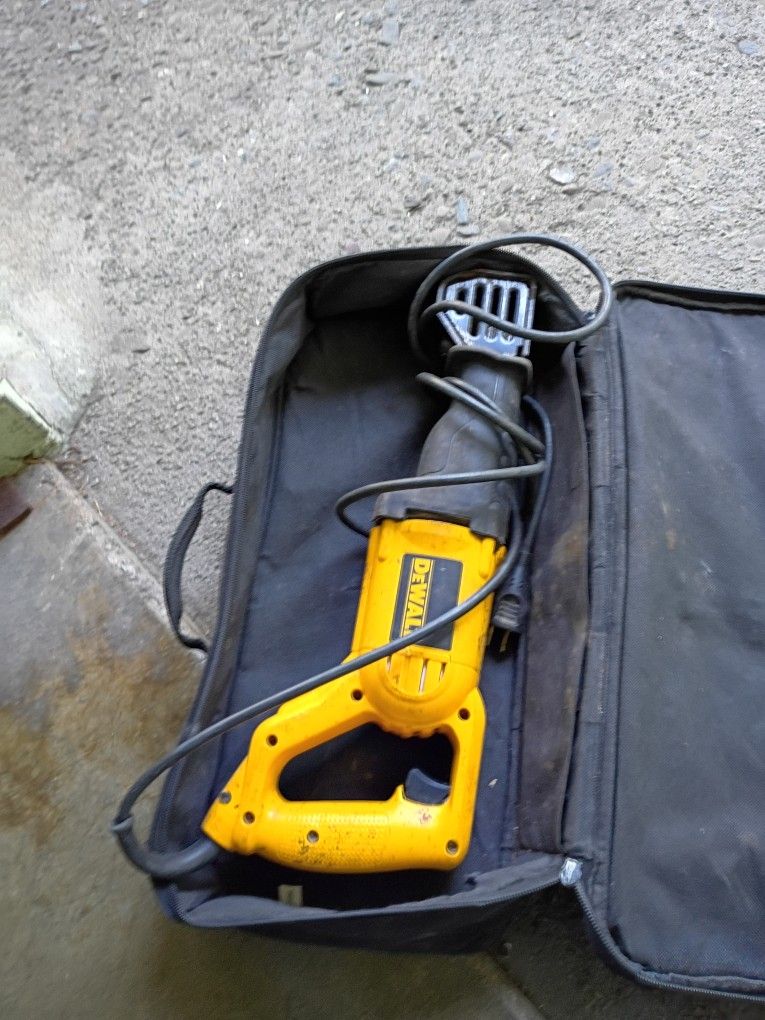 DeWalt Reciprocating saw