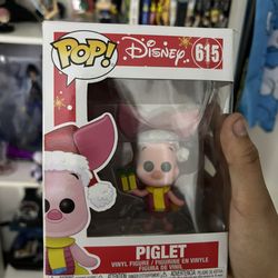 Christmas Piglet funk pop