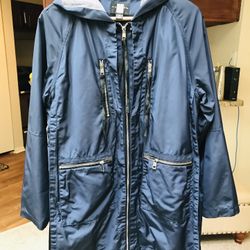 Gallery Rain Jacket size M Navy color