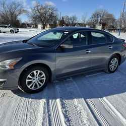 2014 Nissan Altima S 