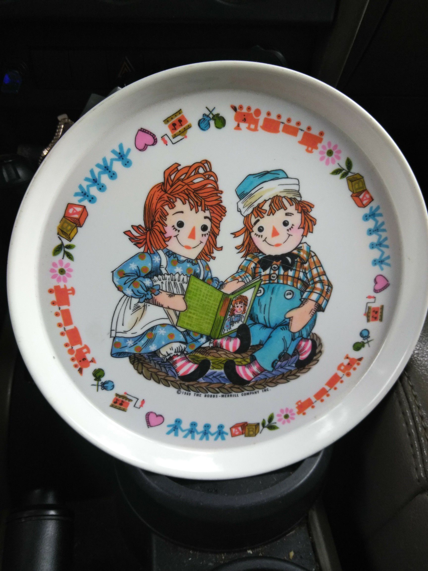 "Raggedy Anne and Andy Melamine" Oneida plate