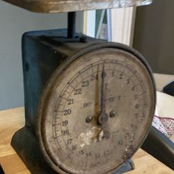 Antique Kitchen Scale