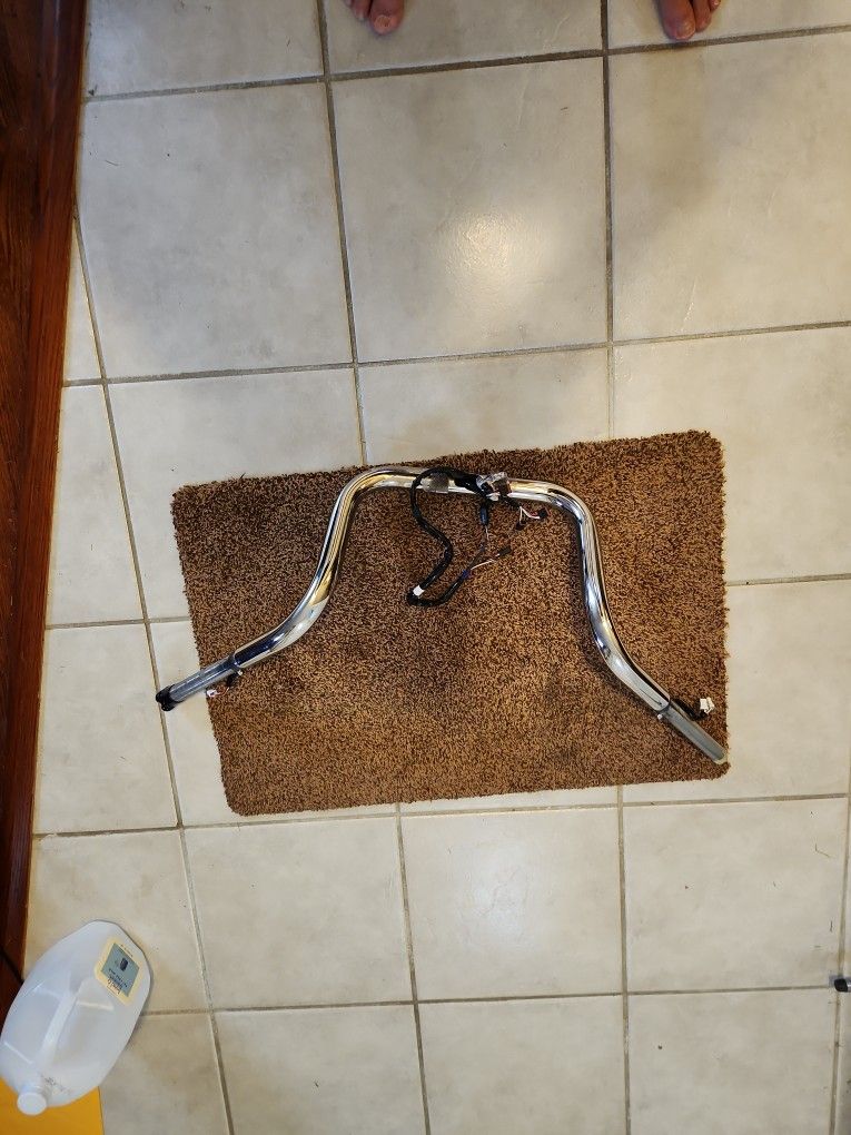 2022Harley Road Glide Handlebars Wired