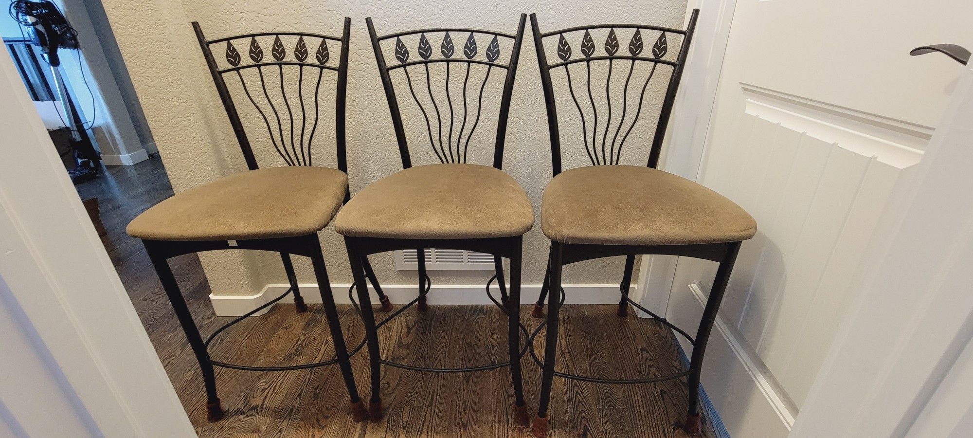Elegant 3 Metal Bar Stools. Moving Sale