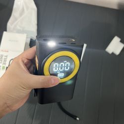 Tire Inflator Portable Air Compressor