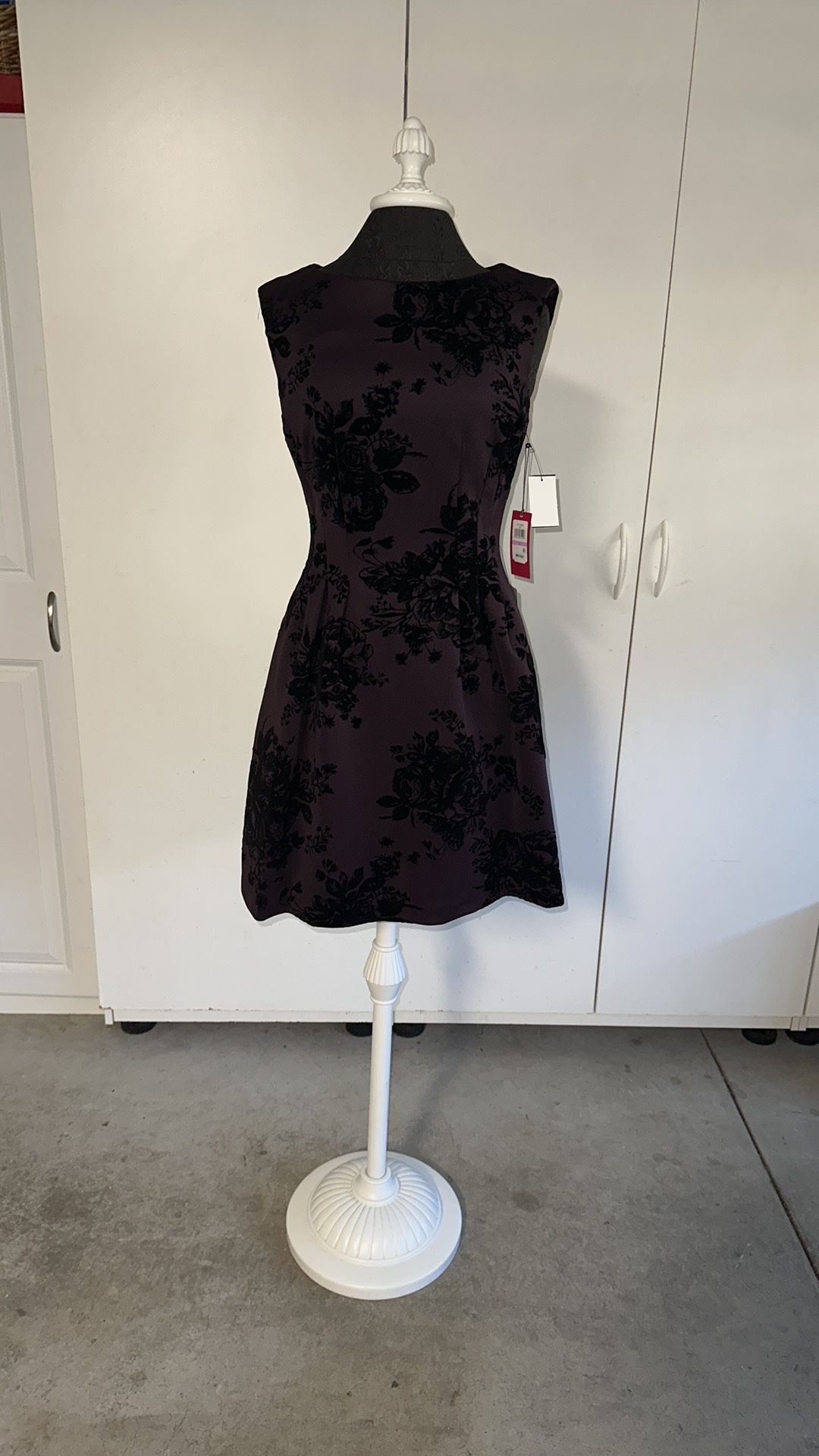 Vince Camuto Plum Floral Dress Size 6