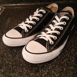 Converse womens 6.5 Good Condition 