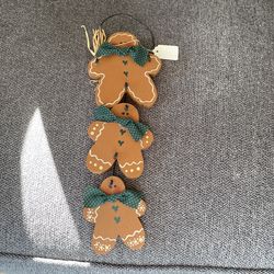 Wooden gingerbread decoration