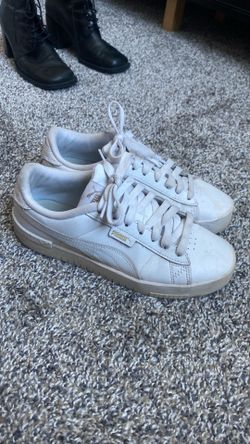 White puma shoes