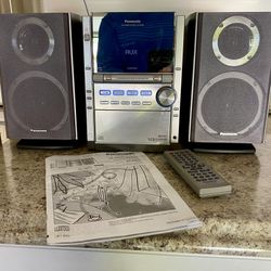 Panasonic Stereo System With 5 CD Changer & Cassette Player