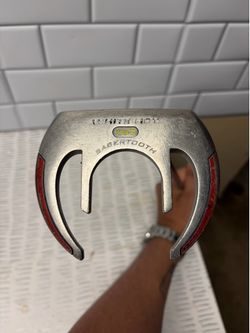 Odyssey White Hot XG Sabertooth Putter – 35" RH