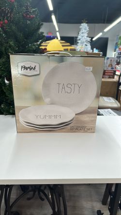 4pc Ceramic Plate Set 