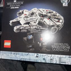 Lego Star Wars Millennium Falcon Mini  Salee 