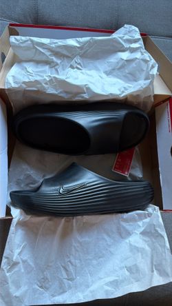 Nike ReactX Rejuven8 Slides