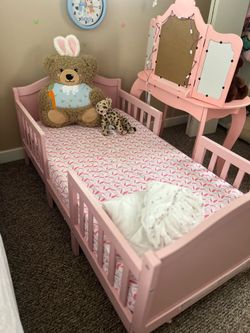 Girls pink bed - toddler bed