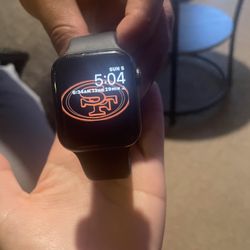 Apple Watch And IPod 