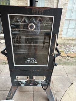 Smoke Hollow Smoker