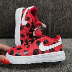 Nike Shoes Size 6c 🐞