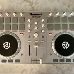 Numark DJ Controller