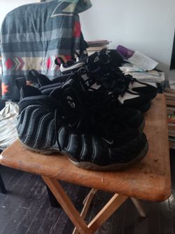 Shoes for sale 20$ each size 9