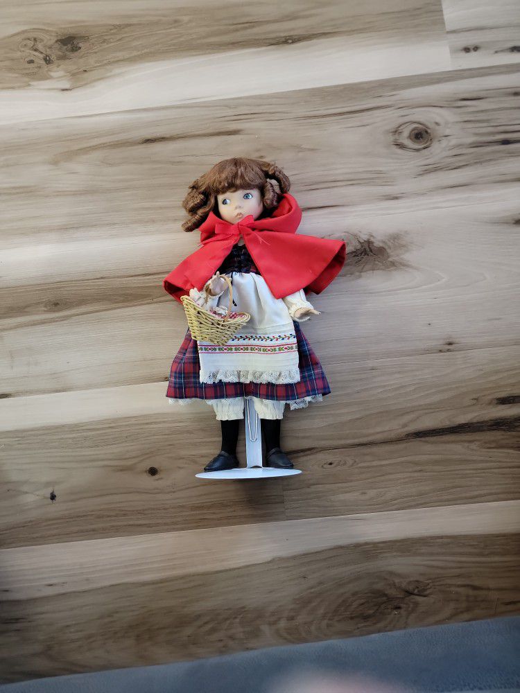 Dianna Effner Little Red Riding Hood Porcelain Doll