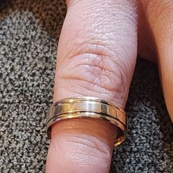 14k Gold Rose Mens Wedding Ring size 9.75