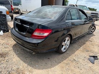 2010 Mercedes Benz C300 for *PARTS - PARTES*