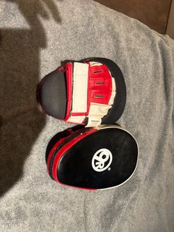 Punch mittens