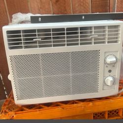 Window Air Conditioner 