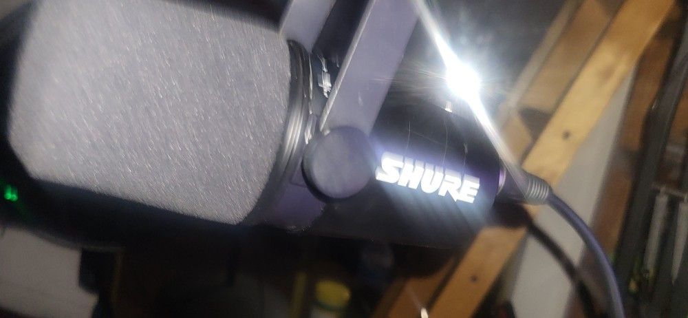 Shure Mv7