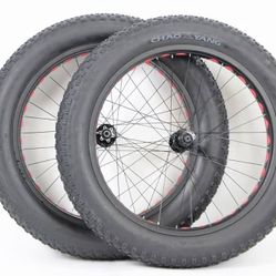26x4.9 Fat Tires 
