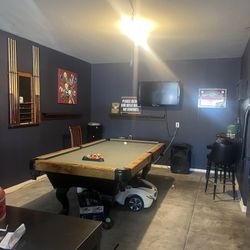 8ft Pool Table Single Slab
