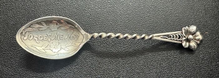 Vintage/Unique Sterling Silver .925 Tea Spoon “Forget Me Not” Flower Design