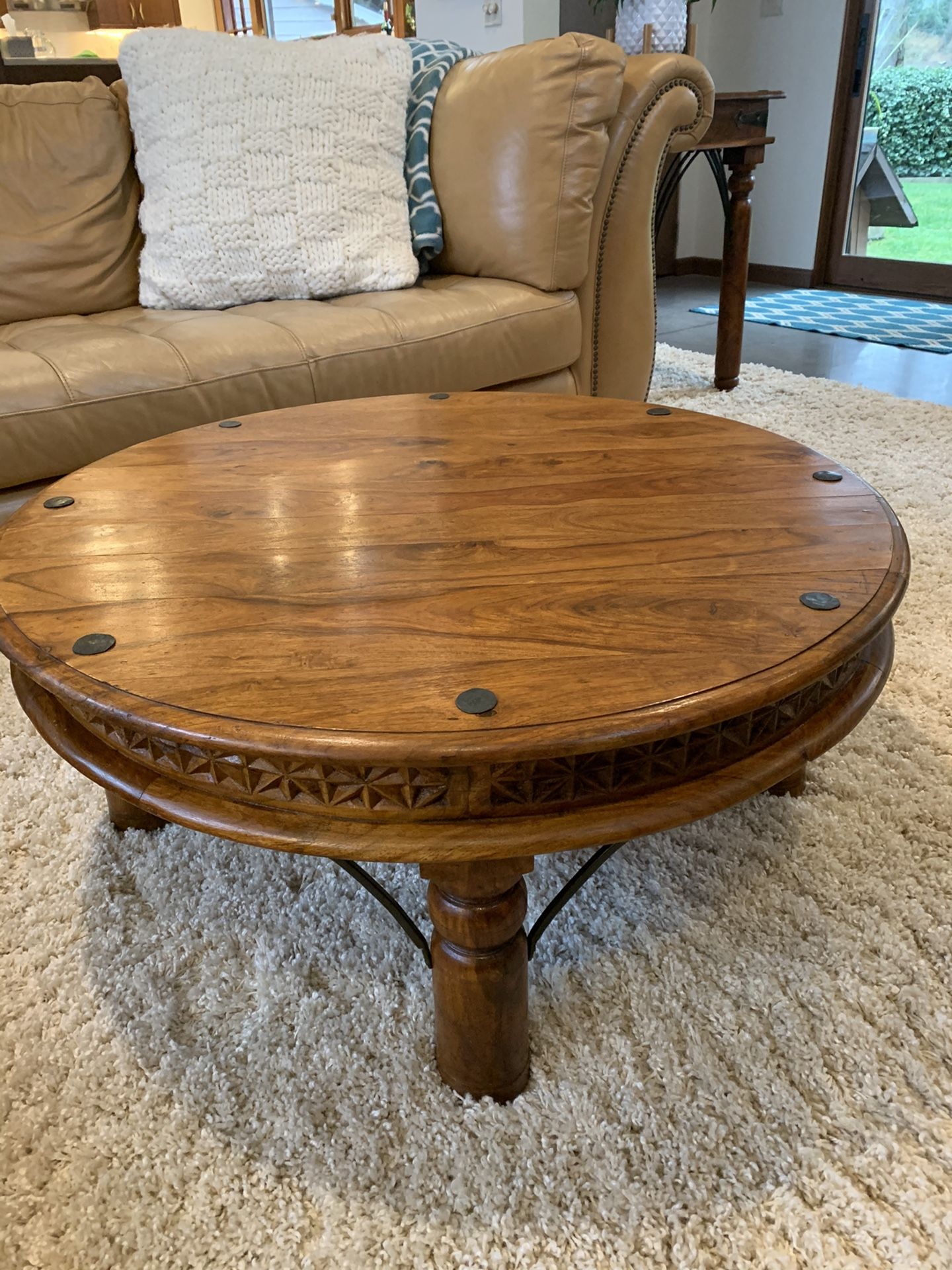 BEAUTIFUL 3-piece set: coffee table, end table, buffet / accent table