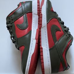 Men’s Shoe Size 8 Nike Dunk Low Mystic Red Cargo 
