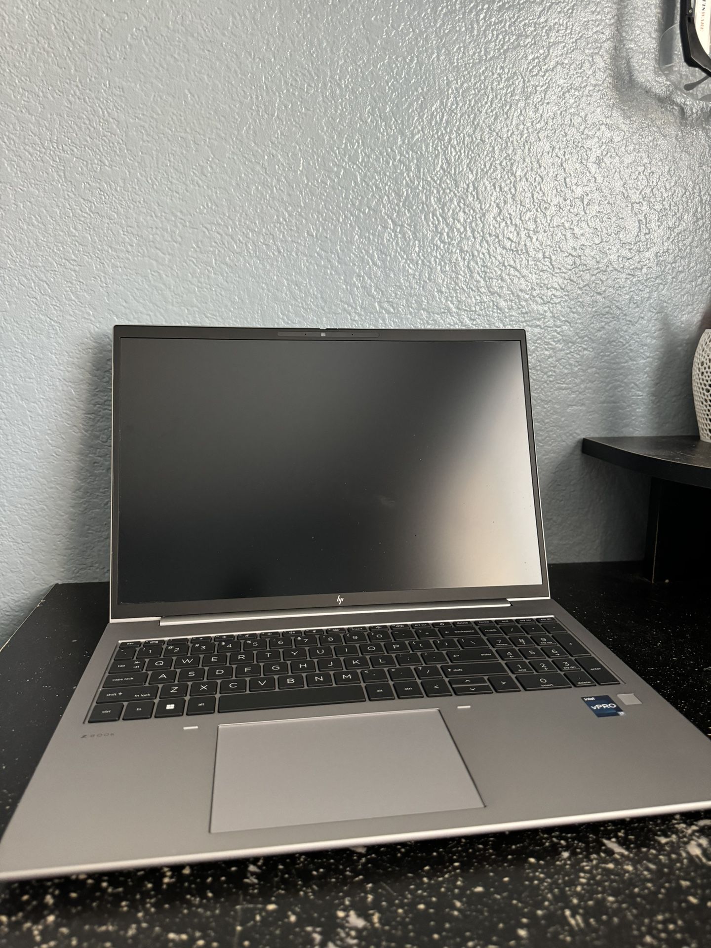 Hp Zbook Firefly G10 -16”