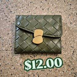 Women Green Wallet