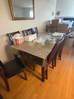 Dining table and 8 chairs