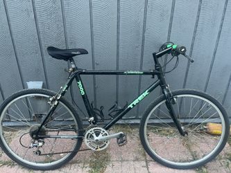 26 Inch Large Frame Trek 