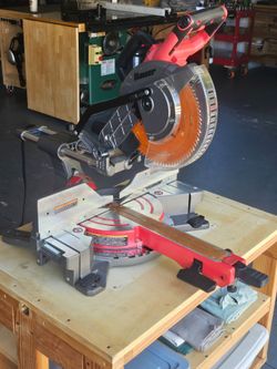 Bauer 10" Dual-Bevel Sliding Compound Miter Saw