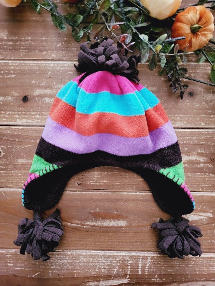 SIZE 4T AND UP TODDLER GIRLS MULTICOLOR STRIPE FLEECE BEANIE WITH EAR FLAP & TOP FRILLY POM