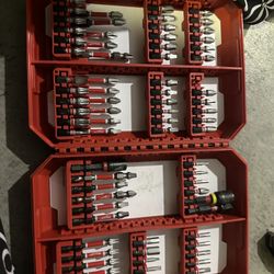 Milwaukee Tools/ drill 