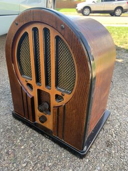 Vintage radio