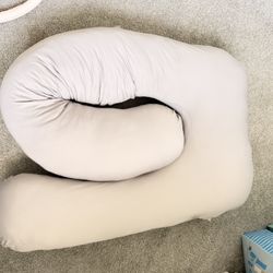 Pregnancy body pillow