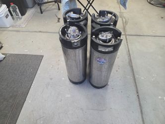 4- 5gallon Corny kegs