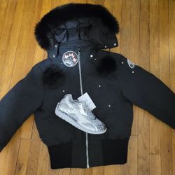 MOOSE BOMBER! size/large 