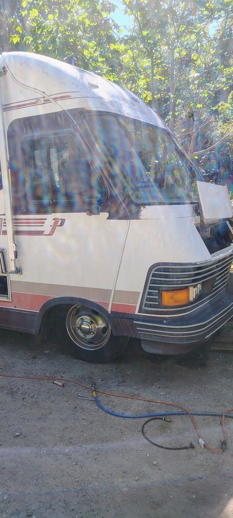 1990 Chevy Motor Home 1990 Country Star RV All Works