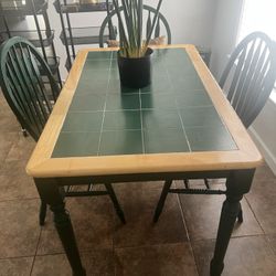 POLISHED WOOD GREEN KITCHEN TABLE 