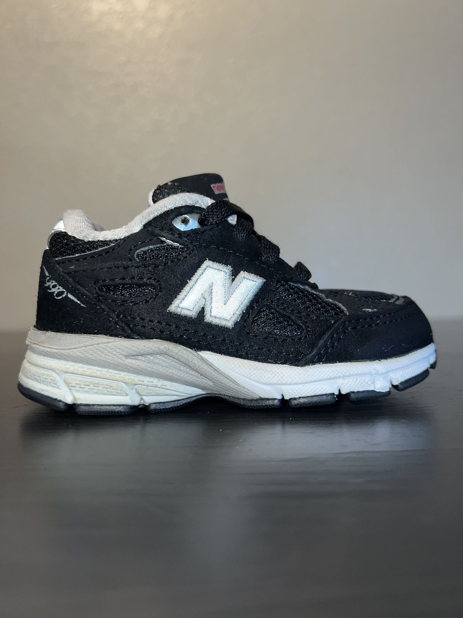 Toddler New Balance 990v3 ‘Black’ Size 5c